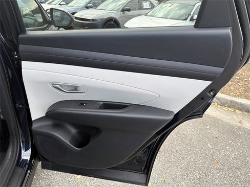 New 2026 Hyundai Tucson SEL image 16