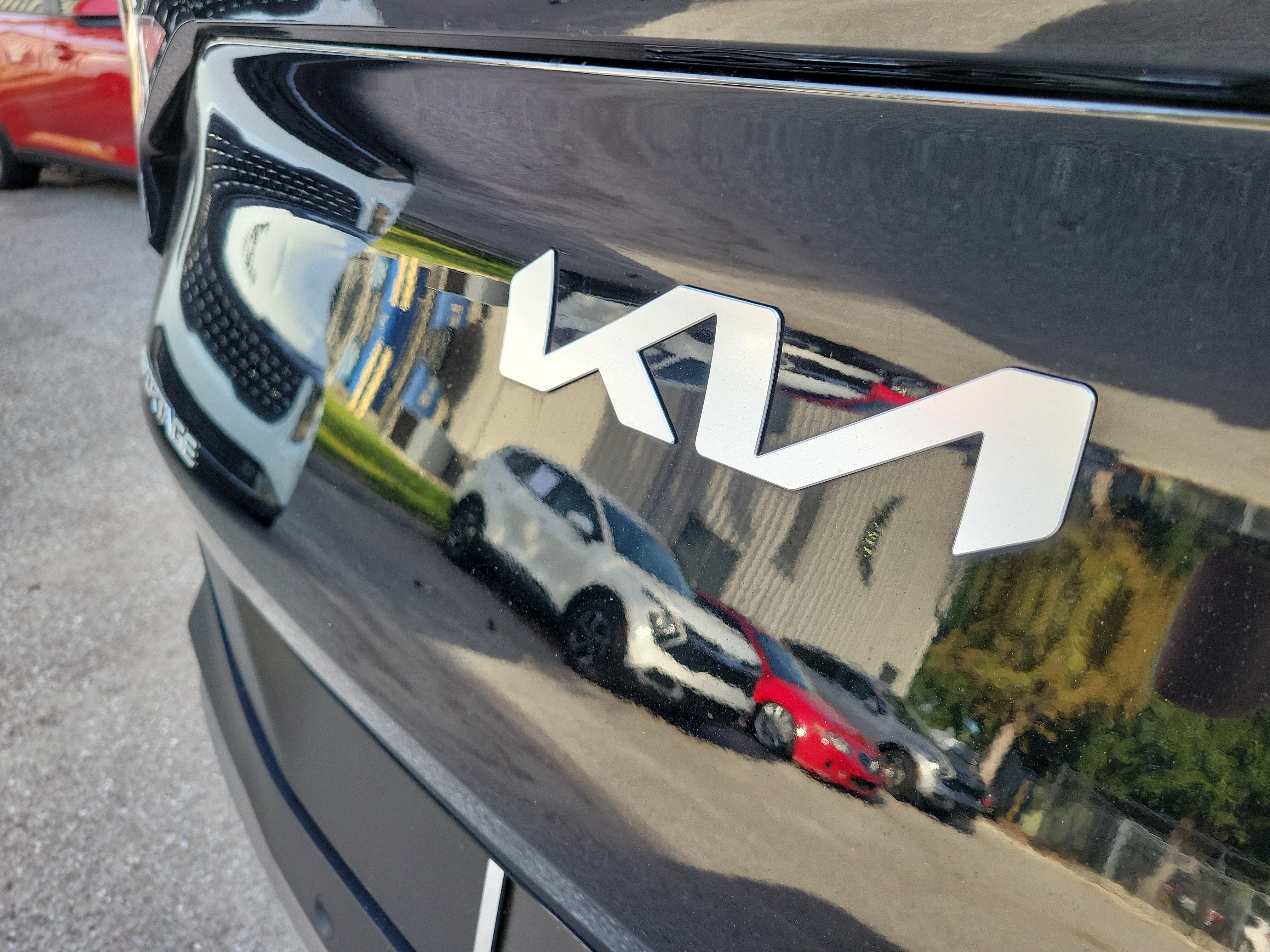 Certified 2026 Kia Sportage LX FWD image 7