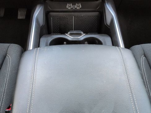 Used 2025 RAM 1500 Big Horn RWD image 19
