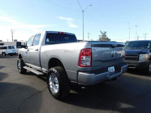 Used 2024 RAM 2500 Big Horn w/ Sport Appearance Package image 4