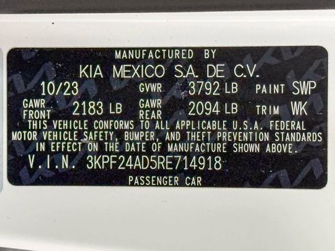 Used 2024 Kia Forte LXS FWD image 29