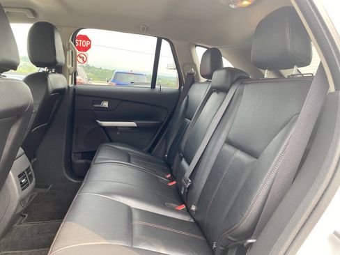 Used 2014 Ford Edge SEL w/ Equipment Group 205A AWD/4WD image 14