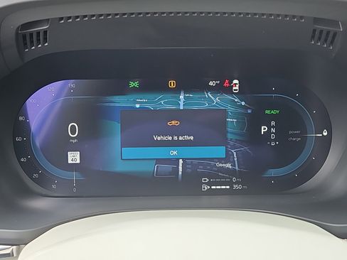 Used 2025 Volvo XC60 T8 Plus w/ Protection Package Premier image 24