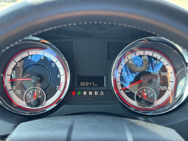 Used 2017 Dodge Grand Caravan SE FWD image 21
