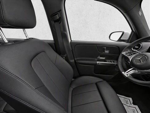 Used 2026 Mercedes-Benz GLB 250 image 21
