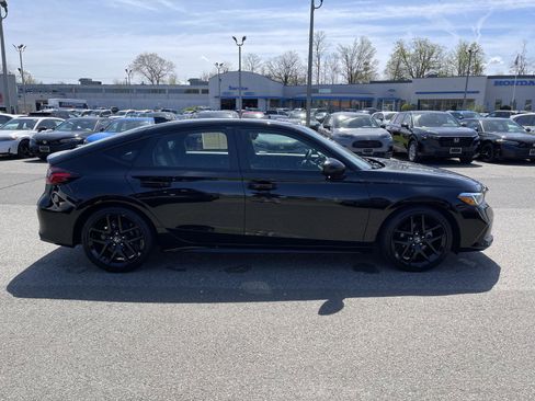Used 2023 Honda Civic Sport image 19