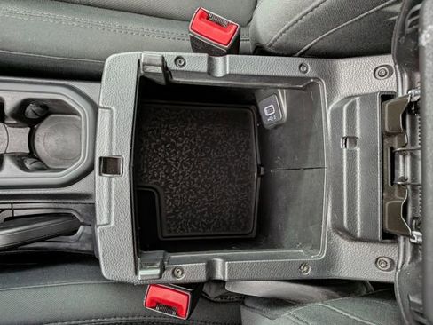 Used 2020 Jeep Wrangler Unlimited Sport S image 21