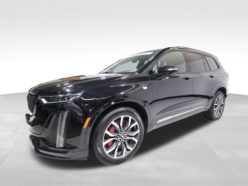 Used 2024 Cadillac XT6 Sport w/ Platinum Package AWD/4WD image 8