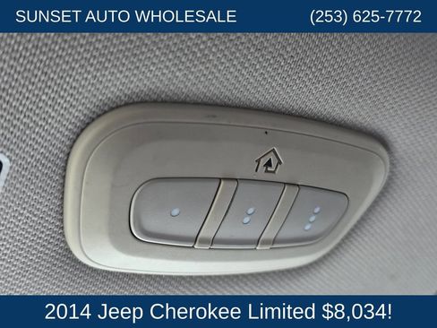 Used 2014 Jeep Cherokee Limited w/ Technology Group AWD/4WD image 40