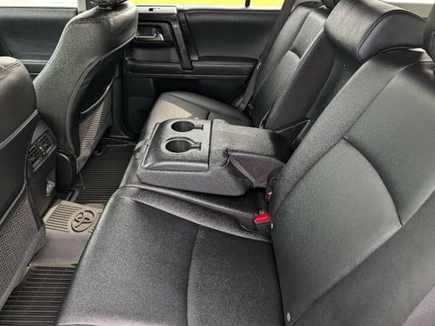 Used 2023 Toyota 4Runner 40th Anniversary SE AWD/4WD image 59