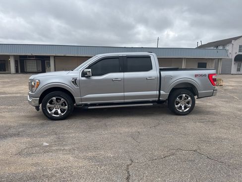 Used 2021 Ford F150 Lariat image 9