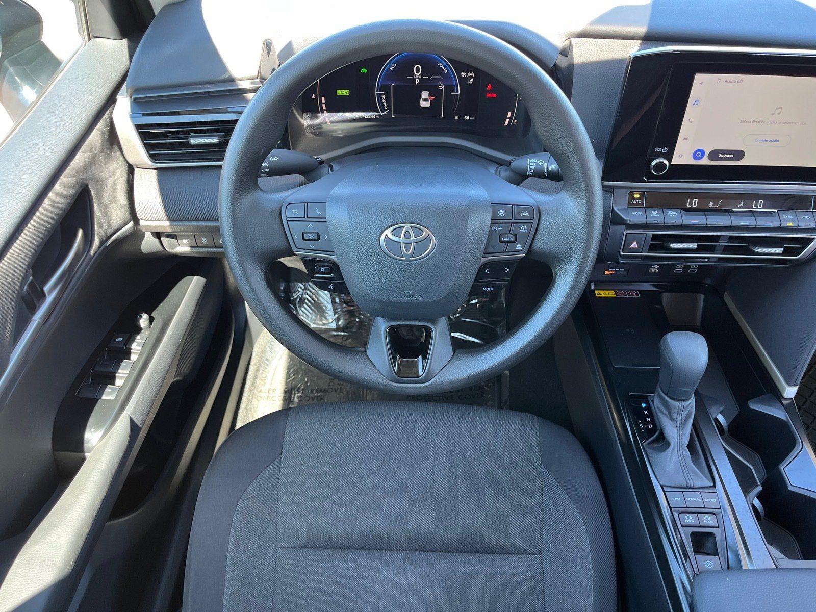 Used 2026 Toyota Camry LE FWD image 13