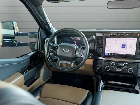 Used 2024 Ford F350 Lariat w/ Lariat Ultimate Package AWD/4WD image 36