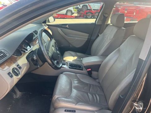 Used 2007 Volkswagen Passat 3.6 AWD/4WD image 14