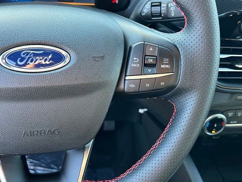Used 2025 Ford Escape ST-Line image 25