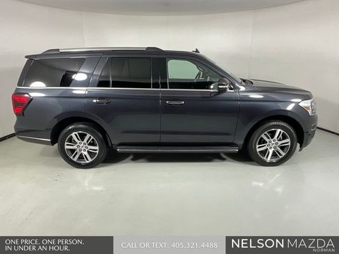 Used 2022 Ford Expedition Limited RWD image 5