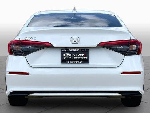 Used 2024 Honda Civic EX image 5