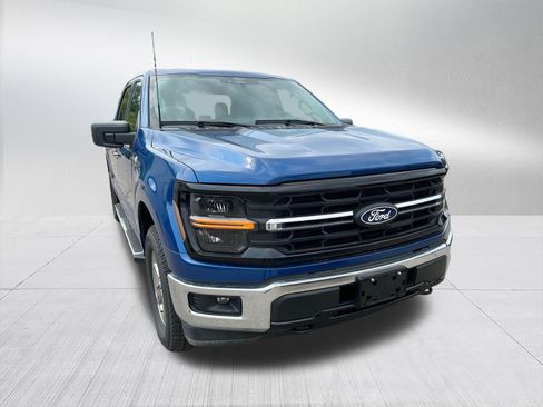 Used 2025 Ford F150 XLT w/ Equipment Group 301A Standard AWD/4WD image 2