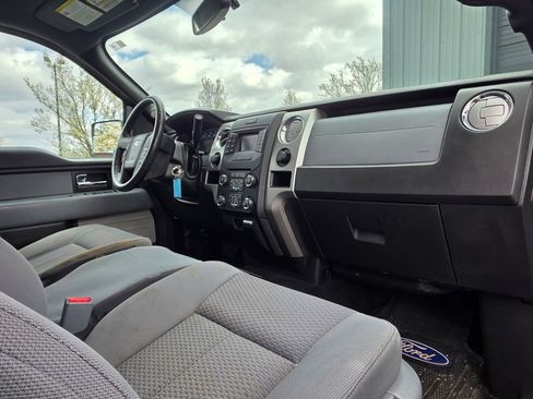 Used 2014 Ford F150 XLT w/ XLT Chrome Package image 25