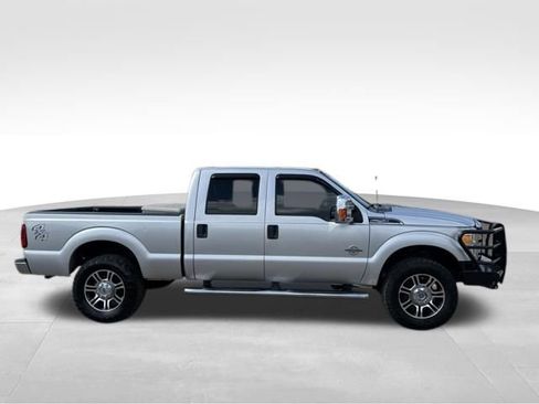Used 2016 Ford F250 XLT w/ XLT Value Package image 5