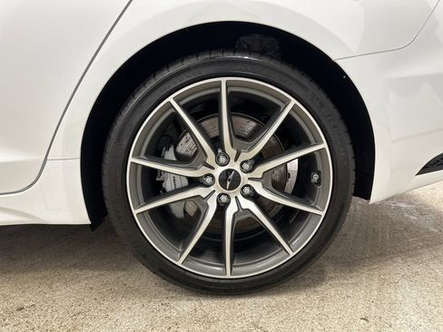 Used 2026 Genesis G70 2.5T image 27