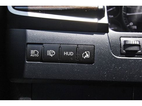 Used 2020 Lexus LX 570 4WD w/ Sport Package image 19