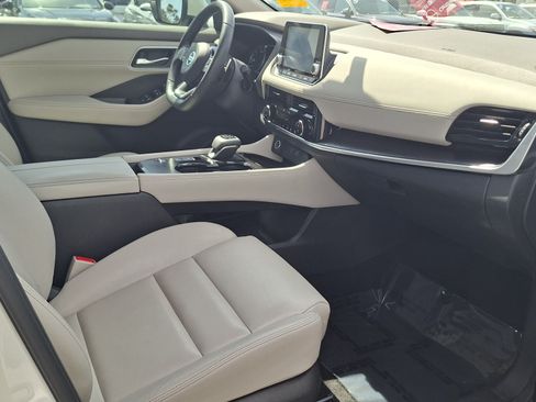 Used 2021 Nissan Rogue SL FWD image 23