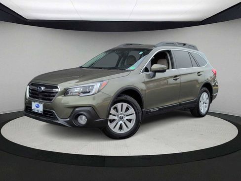 Used 2018 Subaru Outback 2.5i Premium image 1
