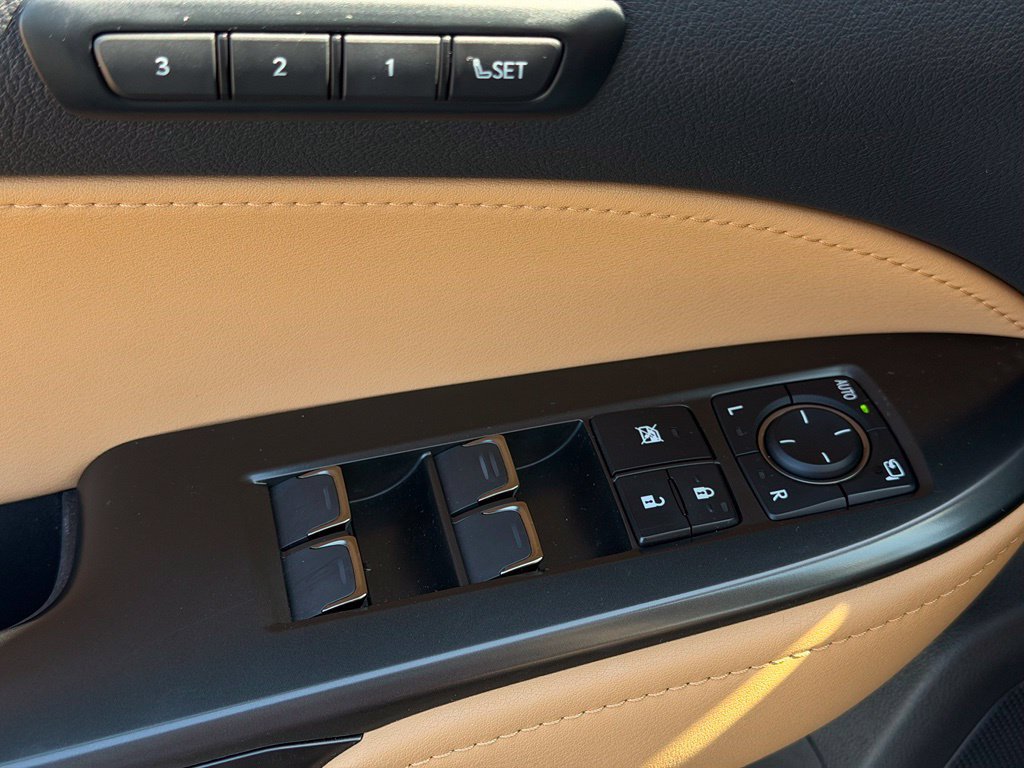 Used 2025 Lexus NX 250 AWD w/ Cold Area Package image 23
