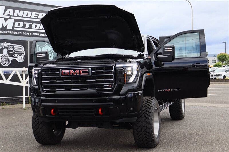 Used 2025 GMC Sierra 3500 AT4 w/ AT4 Premium Plus Package AWD/4WD image 38