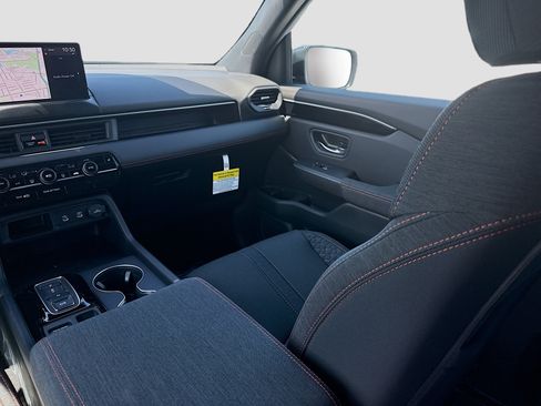 New 2026 Honda Pilot Sport image 19