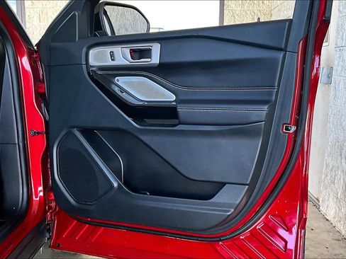 Used 2023 Ford Explorer ST w/ Equipment Group 401A image 22