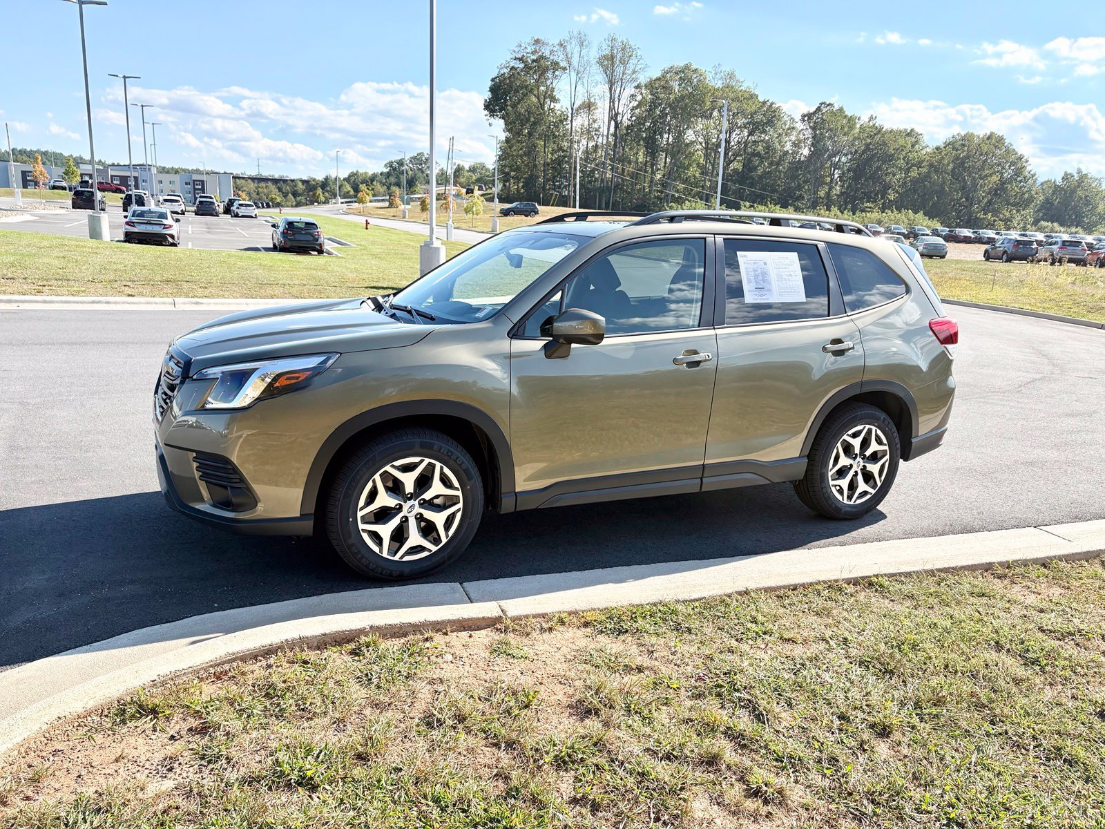 Certified 2024 Subaru Forester Premium AWD/4WD image 4
