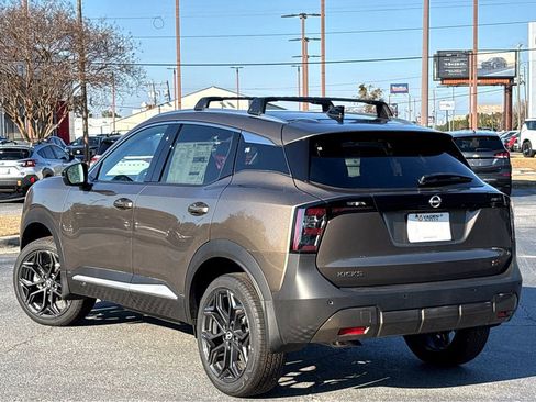 New 2026 Nissan Kicks SR w/ Illumination Package FWD image 28
