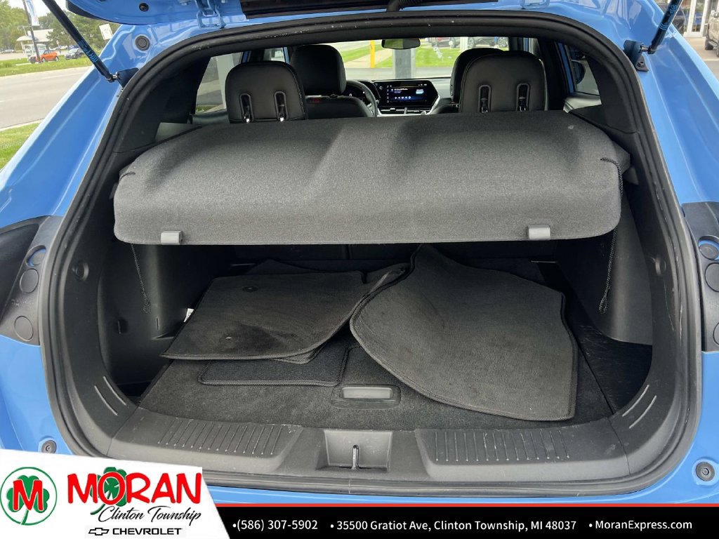 Certified 2024 Chevrolet Trax RS w/ Driver Confidence Package FWD image 12