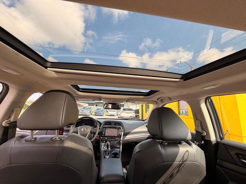 Used 2019 Nissan Maxima Platinum w/ Sport Mat Group FWD image 22