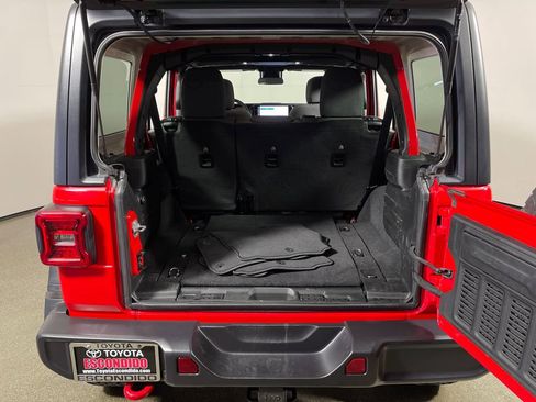 Used 2025 Jeep Wrangler Unlimited Rubicon AWD/4WD image 10