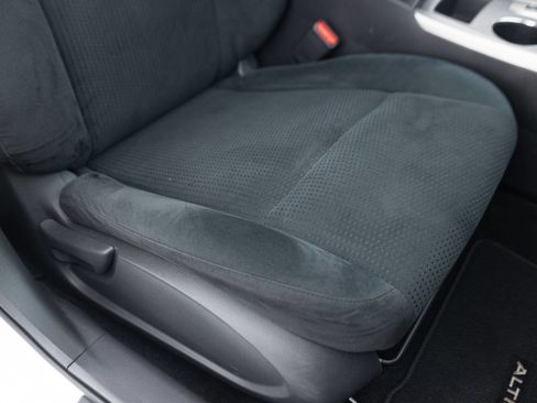 Used 2015 Nissan Altima 2.5 SV FWD image 27