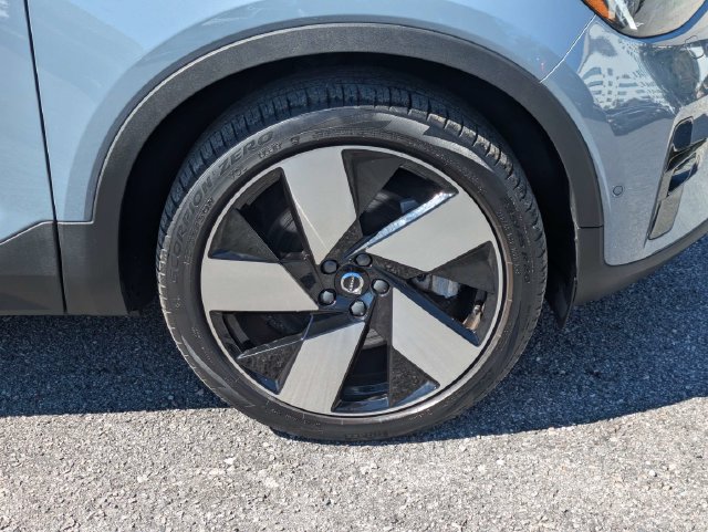Used 2023 Volvo C40 P8 Recharge Ultimate w/ Protection Package Premier AWD/4WD image 14