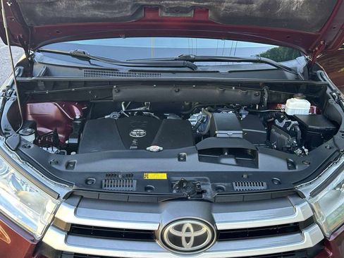 Used 2019 Toyota Highlander XLE image 53