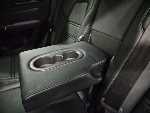 Used 2022 Porsche Cayenne S image 20