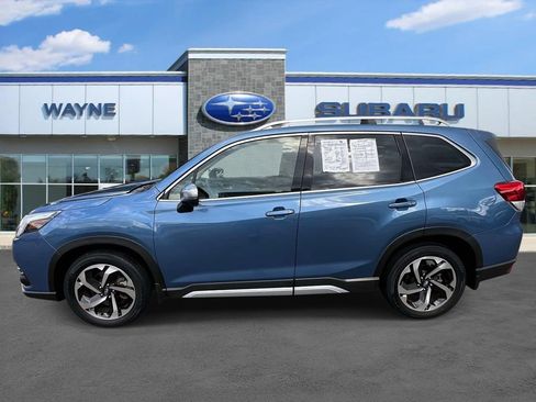 Certified 2023 Subaru Forester Touring AWD/4WD image 5