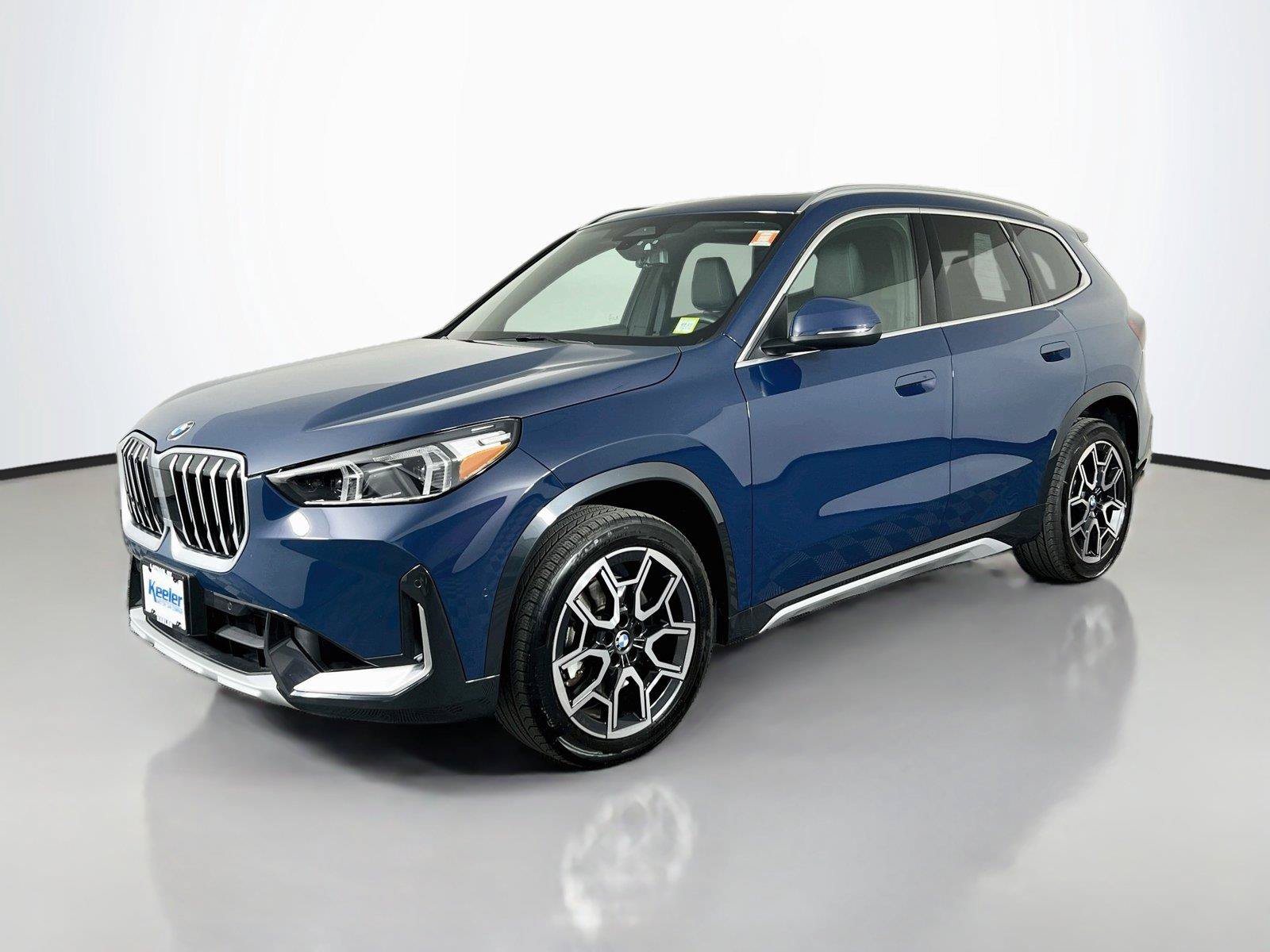 Used 2026 BMW X1 xDrive28i w/ Convenience Package AWD/4WD image 2