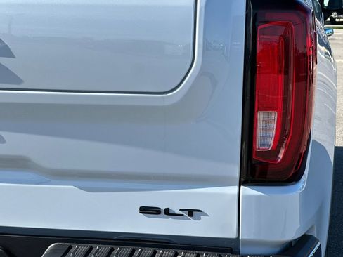 New 2026 GMC Sierra 1500 SLT w/ SLT Premium Package image 25