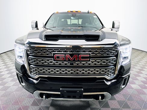 Used 2021 GMC Sierra 3500 Denali w/ Denali Ultimate Package image 2