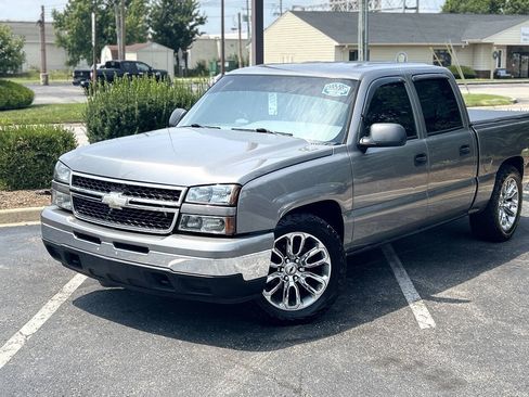 Used 2006 Chevrolet Silverado 1500 LT w/ Light Duty Power Package RWD image 3