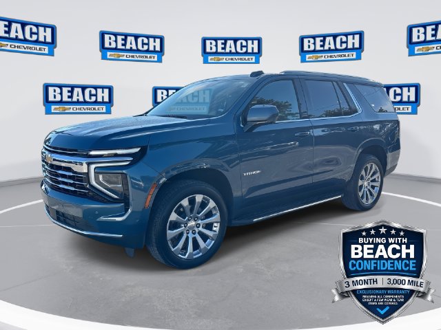 Used 2025 Chevrolet Tahoe LT RWD image 1