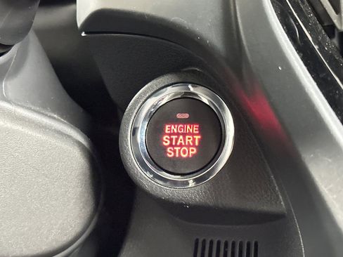 Used 2025 Subaru Forester Touring image 23