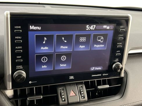 Used 2022 Toyota RAV4 XLE Premium image 22