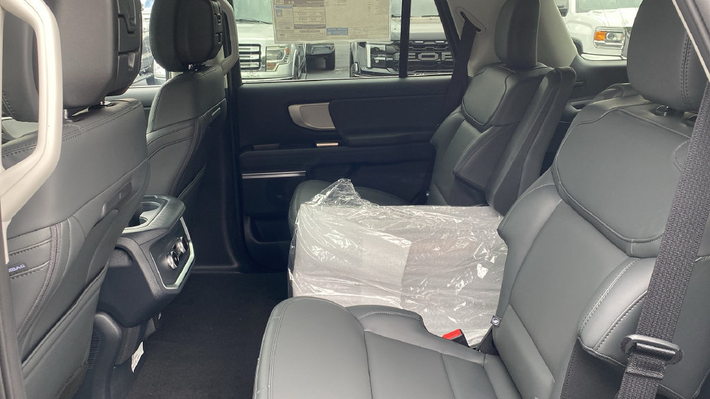 New 2027 Ford Expedition Active AWD/4WD image 14